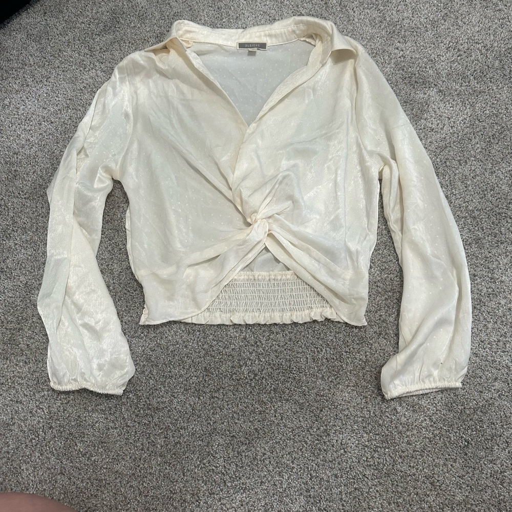 Cream twist front Top